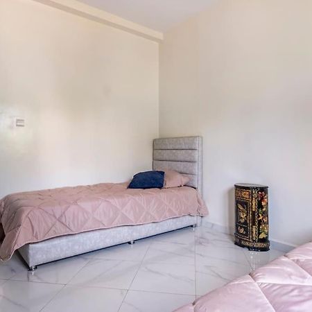 Appartement Chaleureux Et Calme, Parking, Jardin Agadir Ngoại thất bức ảnh