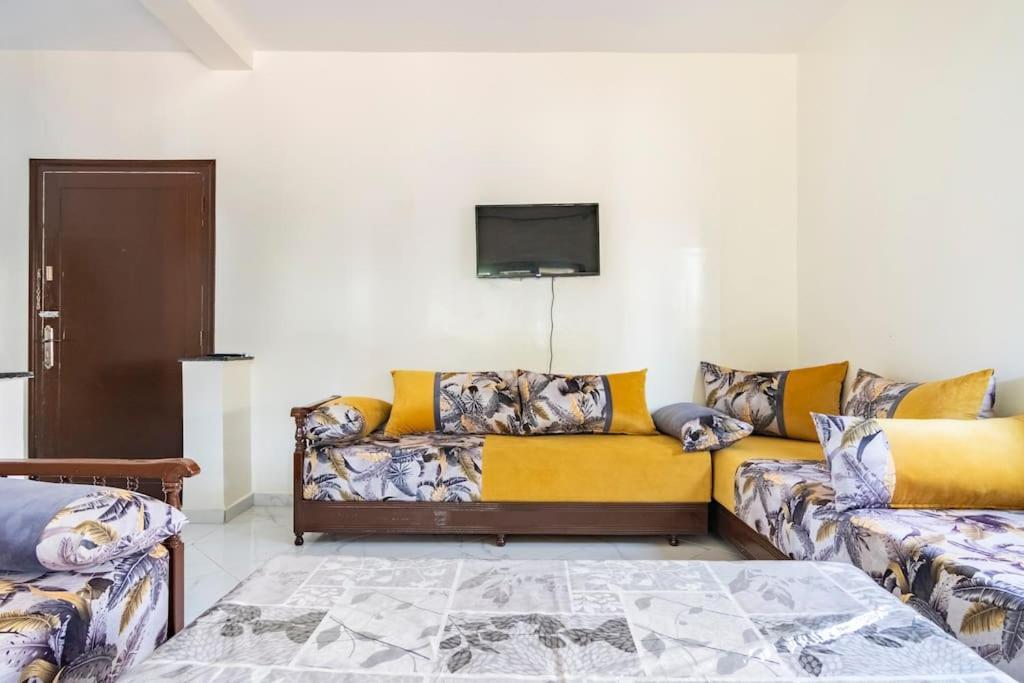 Appartement Chaleureux Et Calme, Parking, Jardin Agadir Ngoại thất bức ảnh
