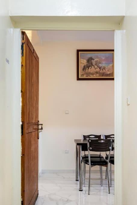 Appartement Chaleureux Et Calme, Parking, Jardin Agadir Ngoại thất bức ảnh