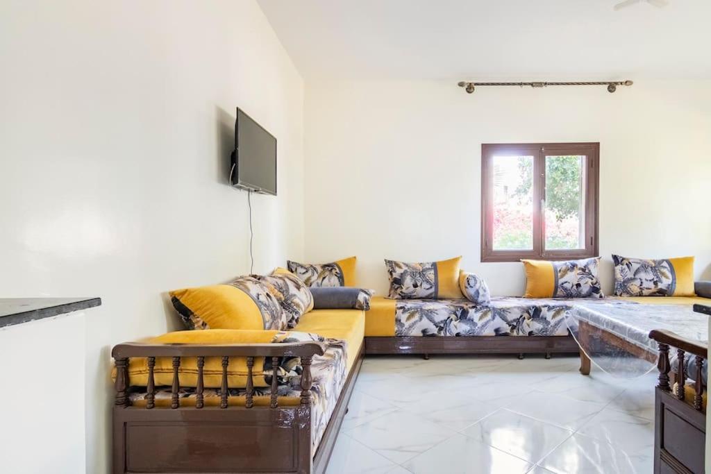 Appartement Chaleureux Et Calme, Parking, Jardin Agadir Ngoại thất bức ảnh