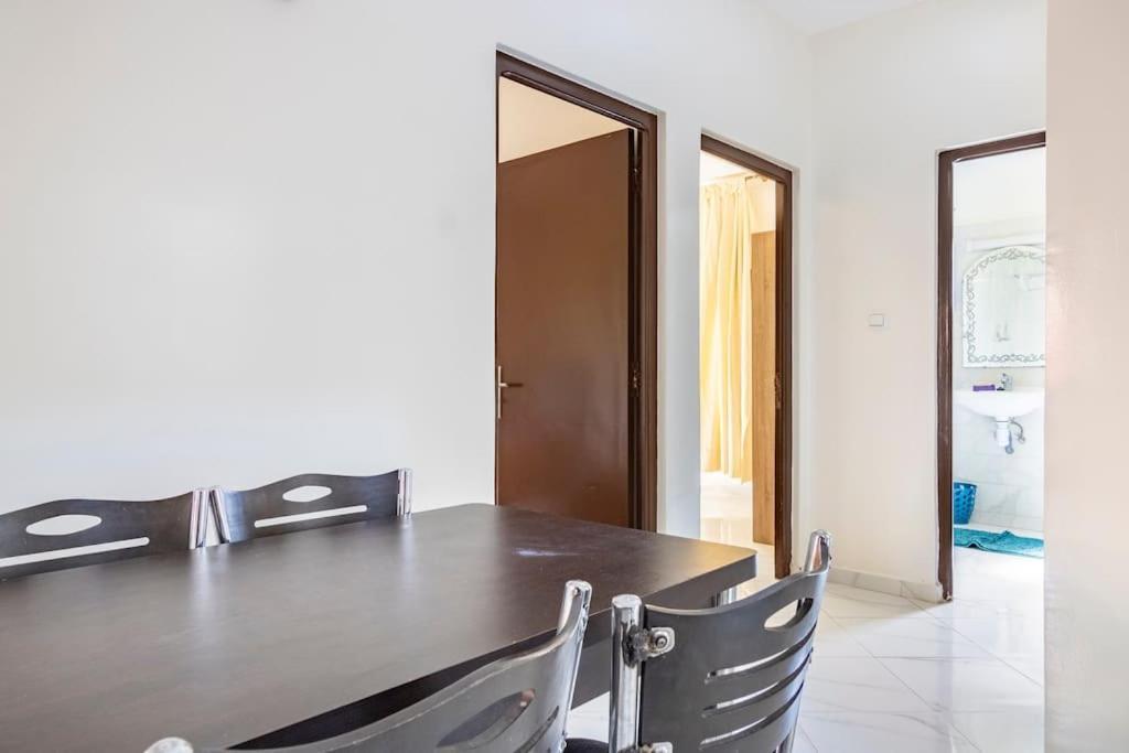 Appartement Chaleureux Et Calme, Parking, Jardin Agadir Ngoại thất bức ảnh